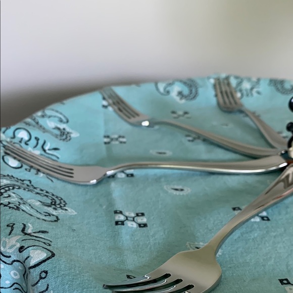 Oneida "Moda" pattern 18/10 NWOT Salad Forks Set/8 - Picture 10 of 12